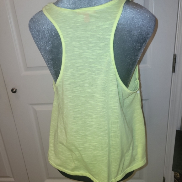 Bongo Neon Yellow Sequinned Flowy Tank - Picture 3 of 7